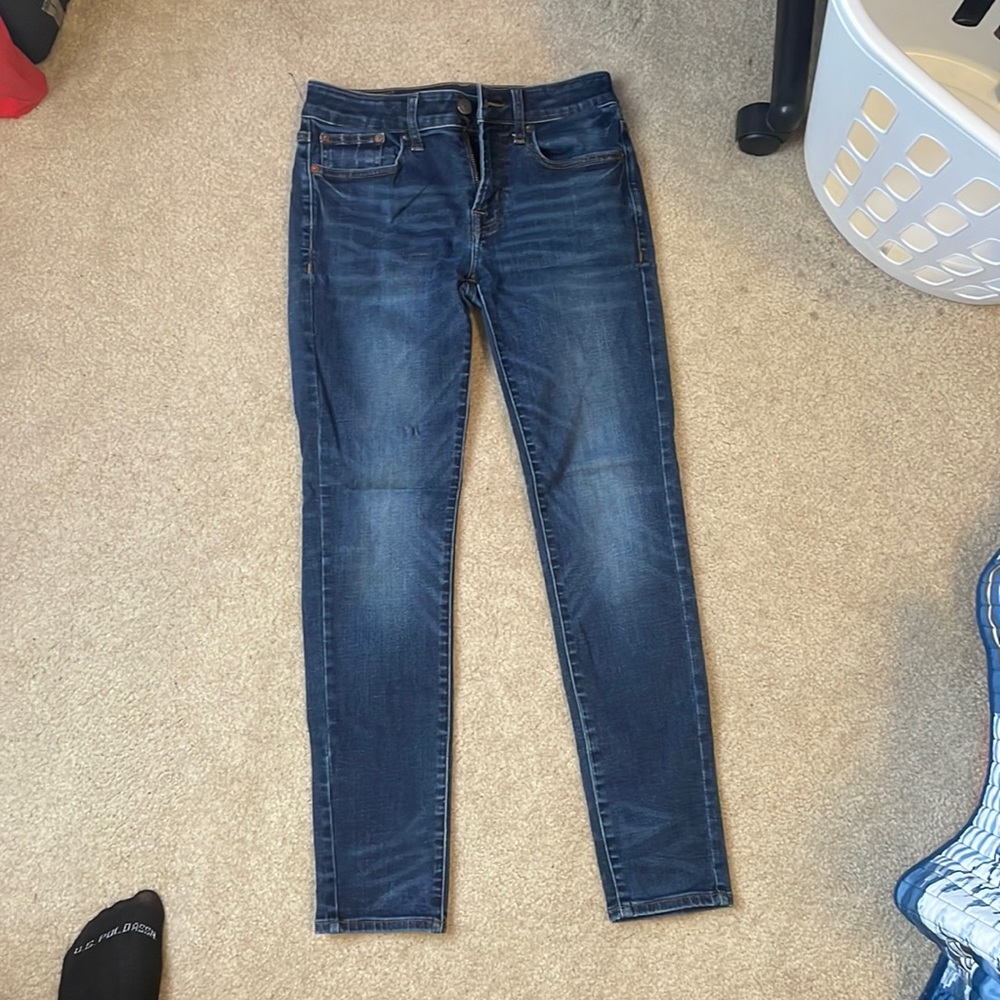 American Eagle Jeans 28 waist 30 length